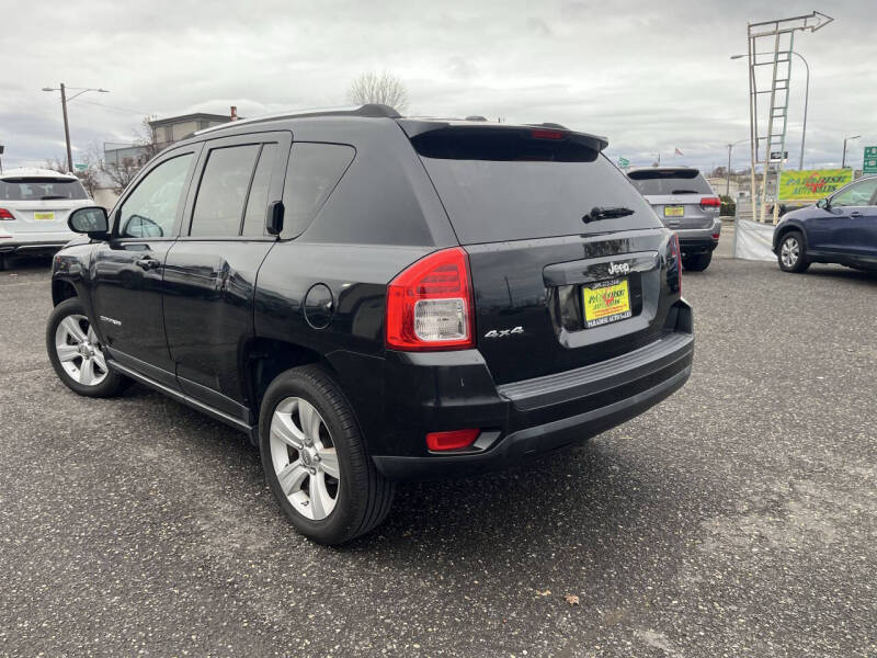 2012 Jeep Compass Sport