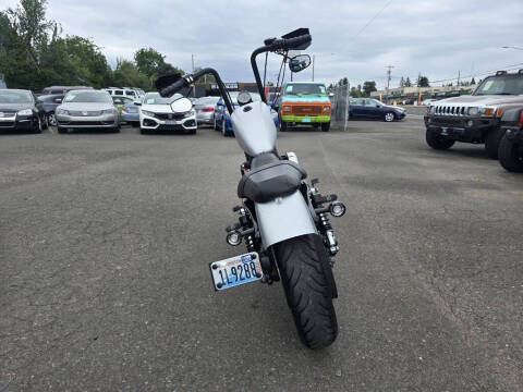 2010 Harley-Davidson XL883N
