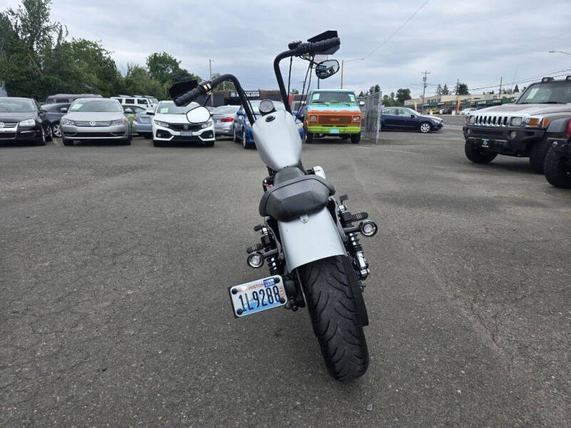 2010 Harley-Davidson XL883N