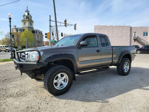 2010 Toyota Tacoma for sale at Bo's Auto in Bloomfield IA