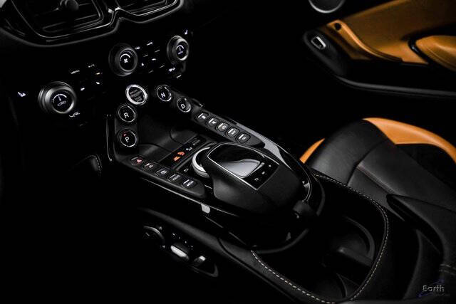 2020 Aston Martin Vantage