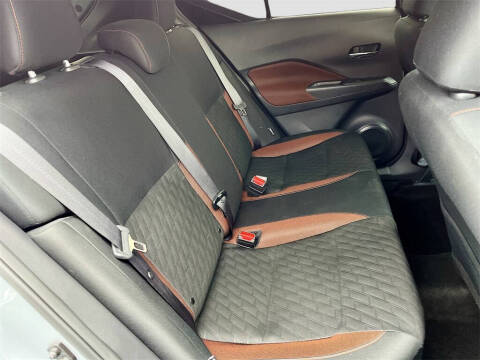 2024 Nissan Kicks SR