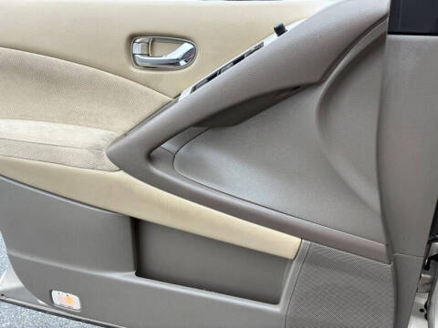 2009 Nissan Murano S