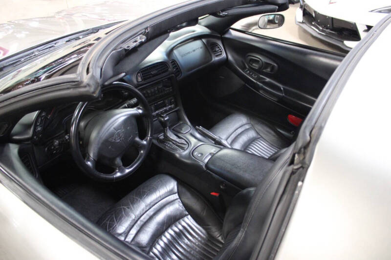2001 Chevrolet Corvette
