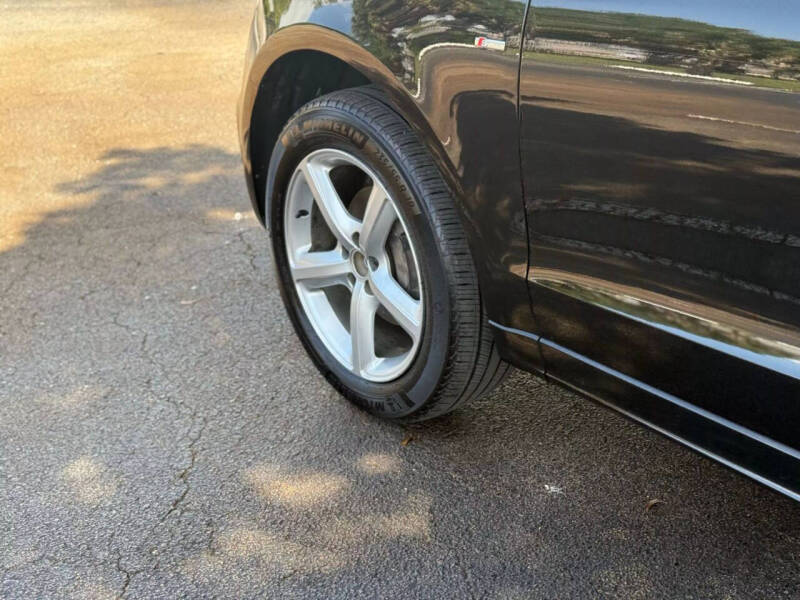 2017 Audi Q5 2.0T quattro Premium Plus