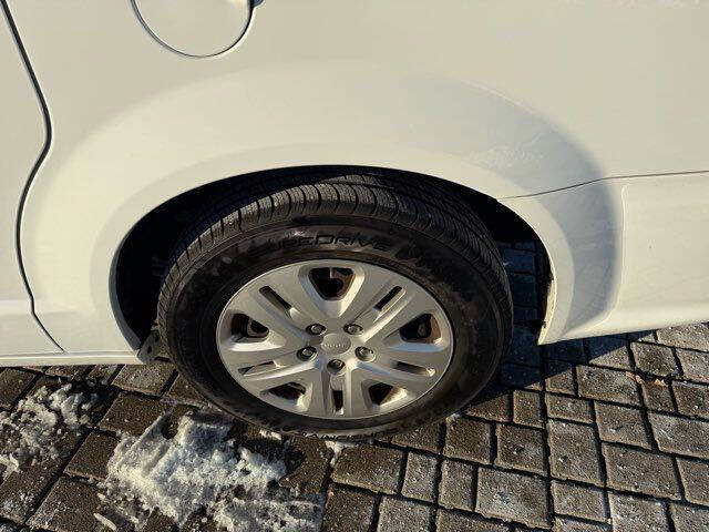 2017 Dodge Grand Caravan SE