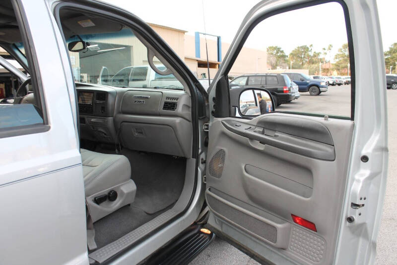 2001 Ford Excursion XLT