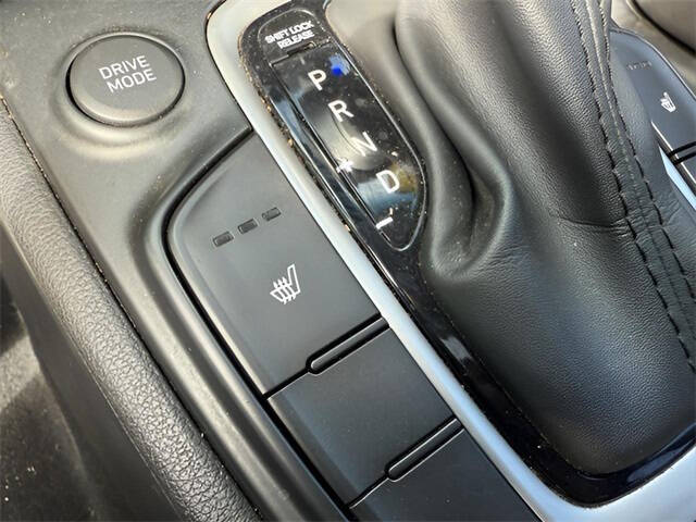 2020 Hyundai Kona SEL Plus