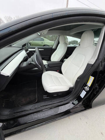 2021 Tesla Model 3 Standard Range Plus