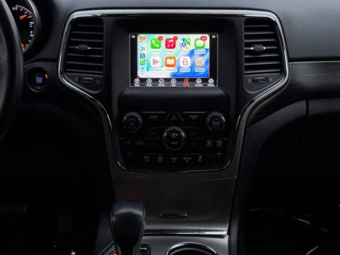 2019 Jeep Grand Cherokee Laredo