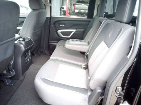 2024 Nissan Titan XD SV