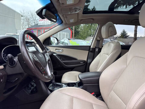 2017 Hyundai Santa Fe Limited Ultimate