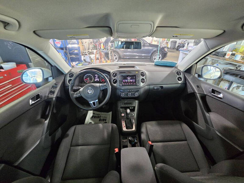 2018 Volkswagen Tiguan Limited 2.0T 4Motion