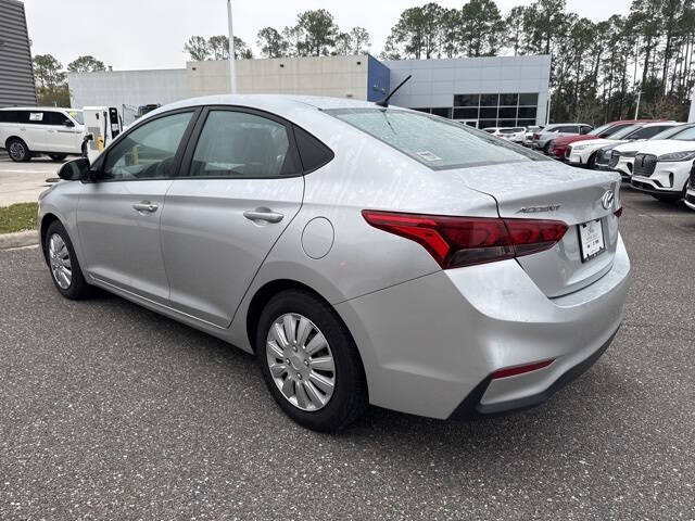 2019 Hyundai Accent SE