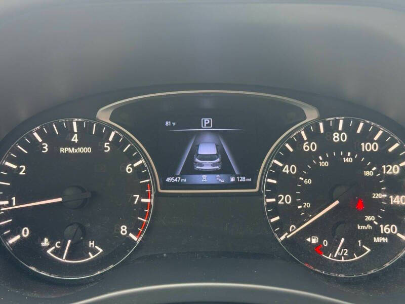 2020 Nissan Pathfinder SL