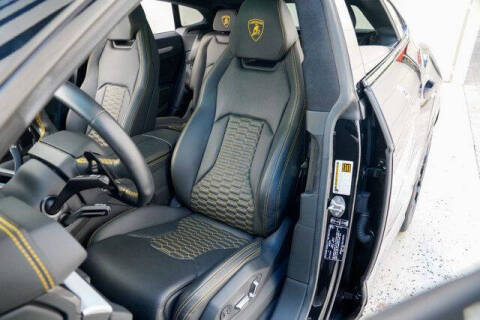 2022 Lamborghini Urus