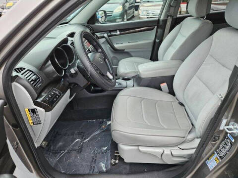 2011 Kia Sorento LX