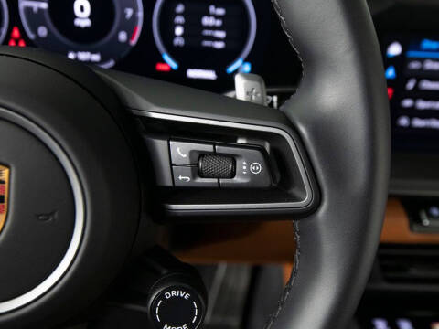 2025 Porsche 911 Carrera