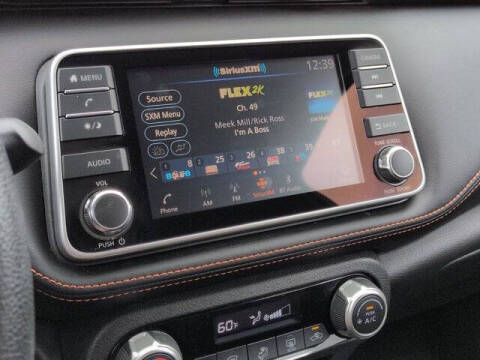 2019 Nissan Kicks SR