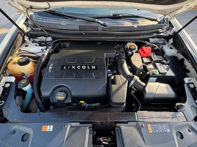 2013 Lincoln MKT