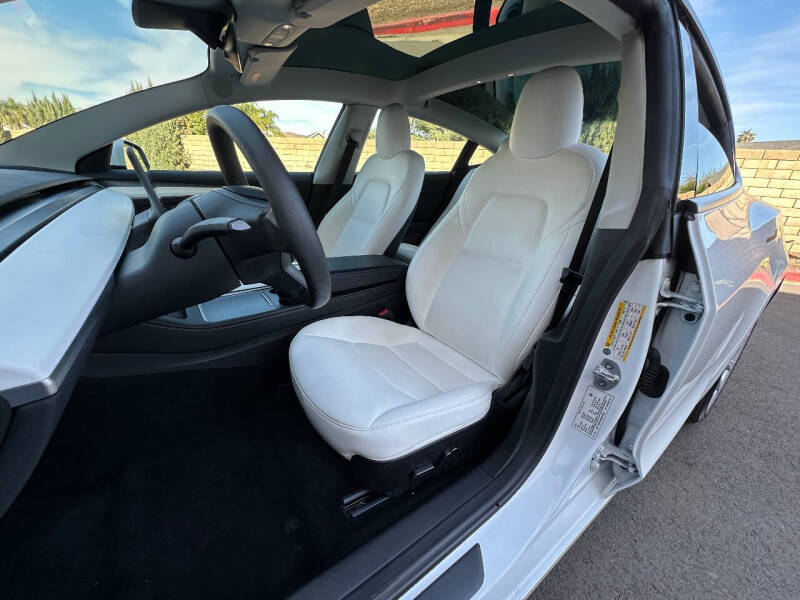 2022 Tesla Model 3 Base photo 10