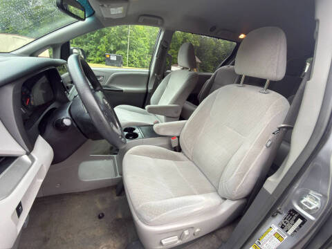 2017 Toyota Sienna