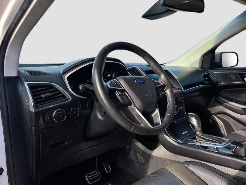 2017 Ford Edge Sport