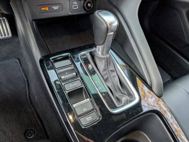 2025 Acura Integra w/A-SPEC