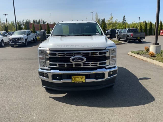2025 Ford F-350 Super Duty XL
