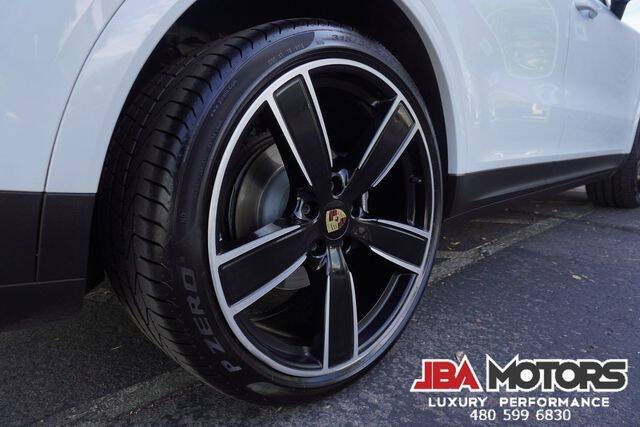 2023 Porsche Cayenne