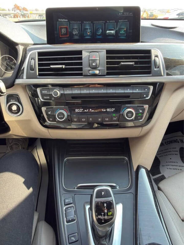 2017 BMW 3 Series 330i