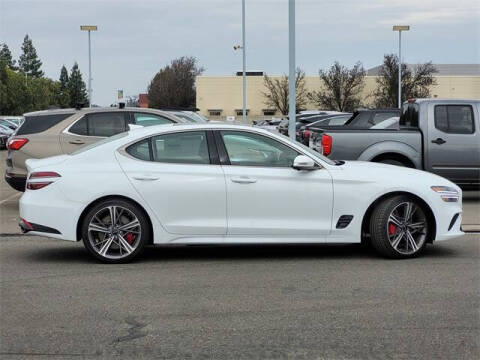 2025 Genesis G70