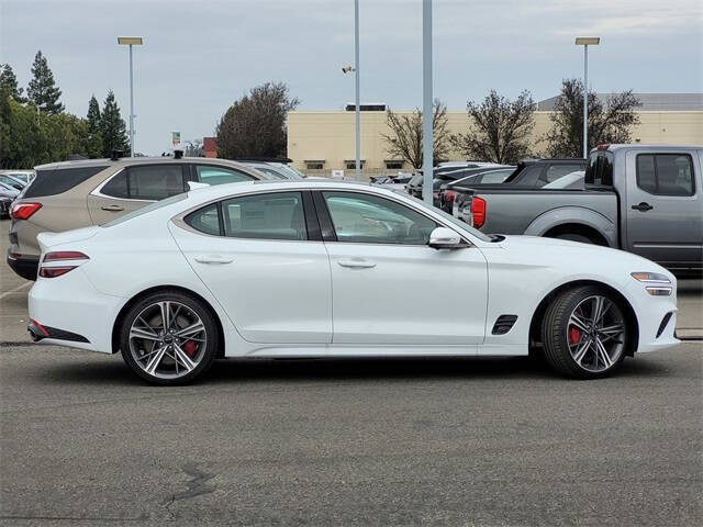 2025 Genesis G70