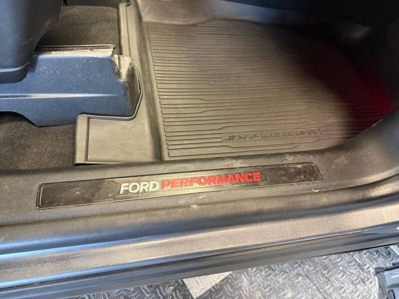 2022 Ford Explorer ST