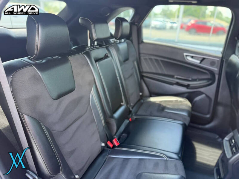 2020 Ford Edge ST