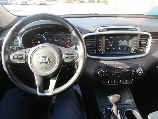 2018 Kia Sorento LX