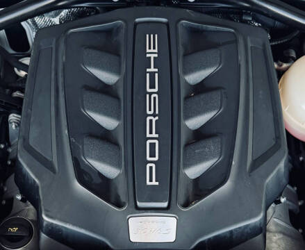 2015 Porsche Macan S