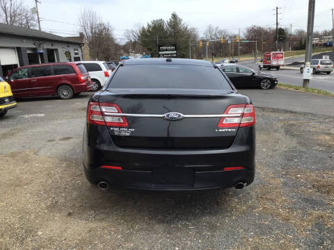 2015 Ford Taurus Limited