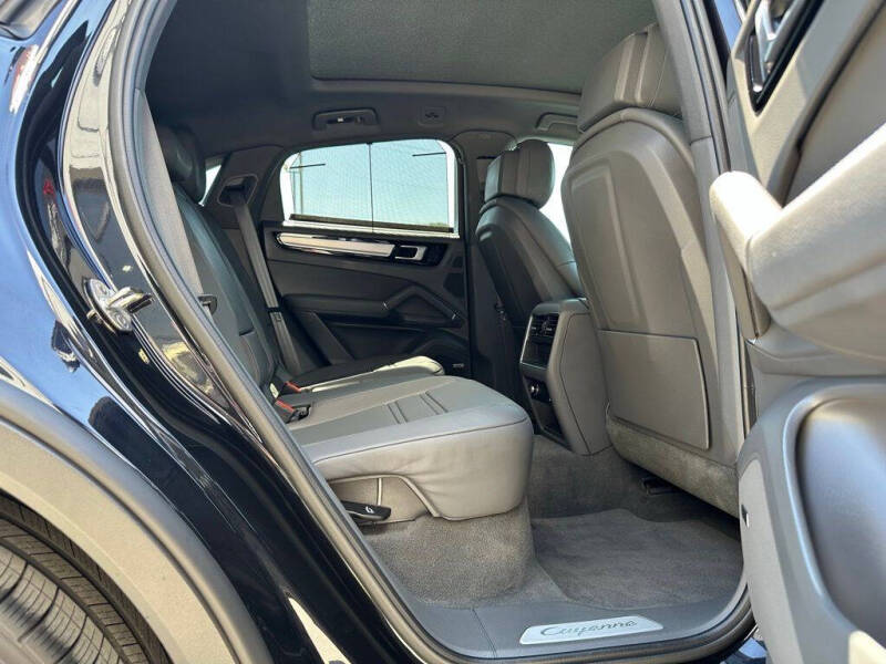 2022 Porsche Cayenne