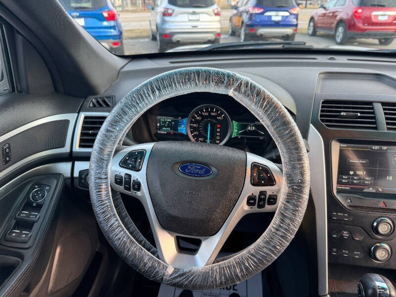 2011 Ford Explorer XLT