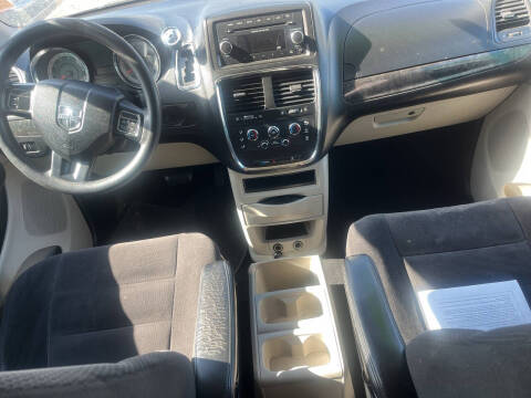 2014 Dodge Grand Caravan American Value Package
