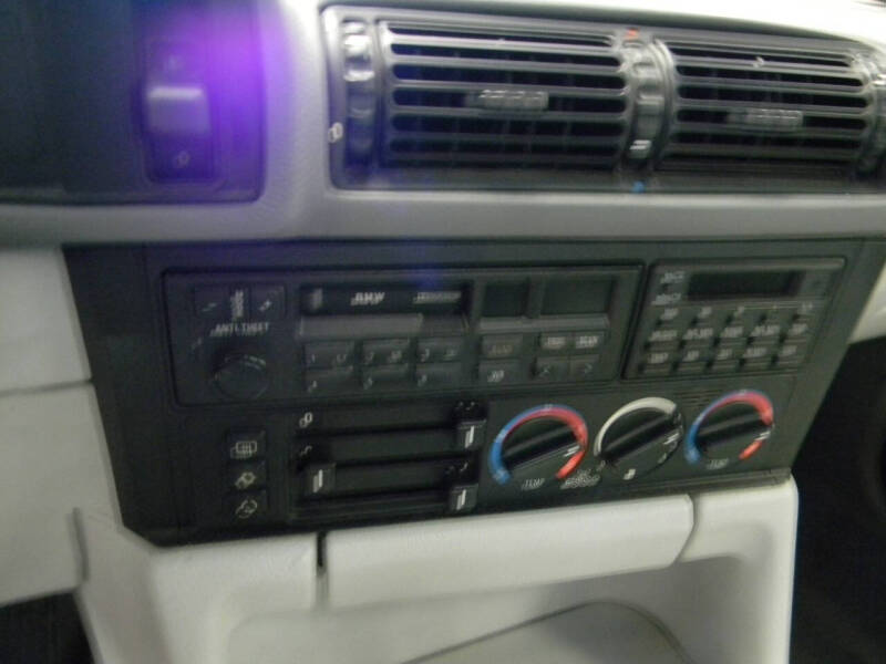 1991 BMW M5