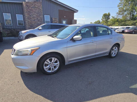 2009 Honda Accord for sale at CHILI MOTORS in Mayfield KY