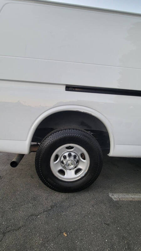 2021 Chevrolet Express 2500