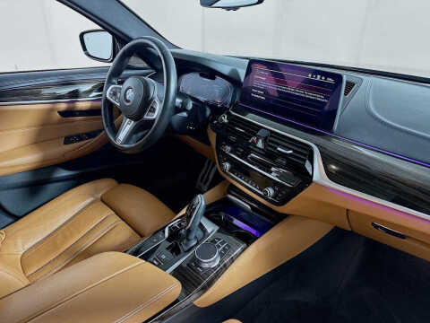 2022 BMW 5 Series M550i xDrive