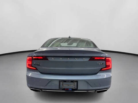 2017 Volvo S90 T6 Inscription