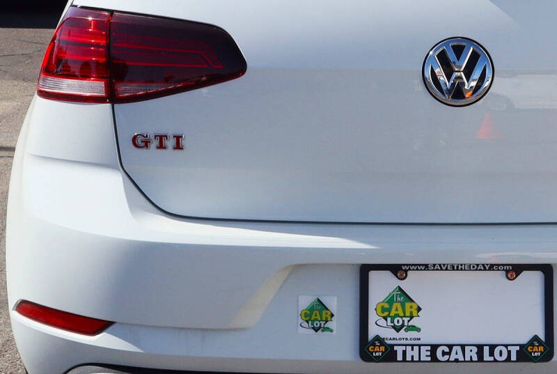 2019 Volkswagen Golf GTI S