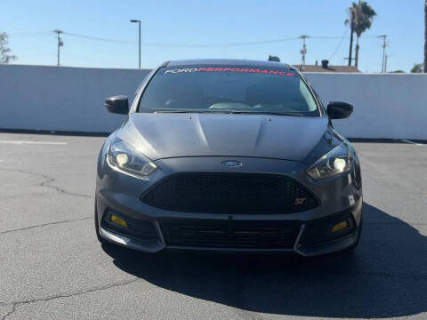 2017 Ford Focus ST