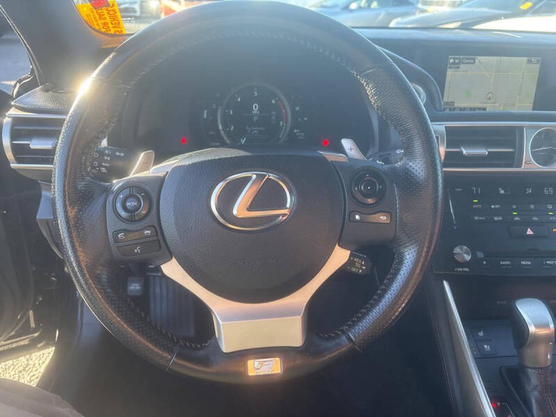 2016 Lexus IS 200t