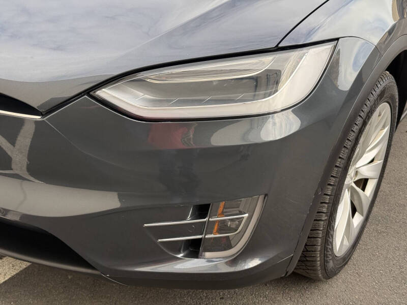 2017 Tesla Model X 75D